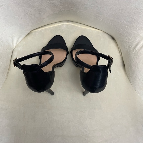 Black Aldo Heels - Size 6 - Picture 6 of 10